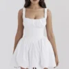 Le Puff Weißes Minikleid aus Baumwolltüll Le Puff Weißes Minikleid aus Baumwolltüll