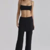 Leona Schwarze Satin-Hose mit Überrock Leona Schwarze Satin-Hose mit Überrock