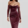 Leora Mulberry trägerloses Midikleid Leora Mulberry trägerloses Midikleid