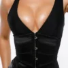 Lia – Schwarzes Satin-Korsetts-Oberteil mit Taillengürtel Lia – Schwarzes Satin-Korsetts-Oberteil mit Taillengürtel