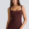 Lini Burgunderrotes Stretch-Mesh-Maxikleid Lini Burgunderrotes Stretch-Mesh-Maxikleid