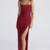Lini Maxikleid aus tiefrotem Stretch-Mesh mit Korsettschnitt