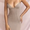 Loren Latte Korsetts-Maxikleid Loren Latte Korsetts-Maxikleid