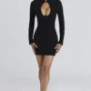 Lotus – Schwarzes Minikleid aus Krepp mit Schlüssellochausschnitt Lotus – Schwarzes Minikleid aus Krepp mit Schlüssellochausschnitt