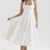 Loulou Midi-Kleid in Elfenbein mit Neckholder Loulou Midi-Kleid in Elfenbein mit Neckholder