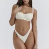 Capri Vanilla Bikinioberteil mit hohem Beinausschnitt als Unterteil Capri Vanilla Bikinioberteil mit hohem Beinausschnitt als Unterteil