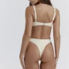 Capri Vanilla Bikinioberteil mit hohem Beinausschnitt als Unterteil Capri Vanilla Bikinioberteil mit hohem Beinausschnitt als Unterteil