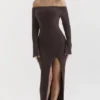 Lucena Espresso Strick-Schulterfrei-Kleid Lucena Espresso Strick-Schulterfrei-Kleid