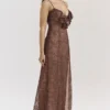 Lucianna Espresso Spitzen-Maxikleid Lucianna Espresso Spitzen-Maxikleid