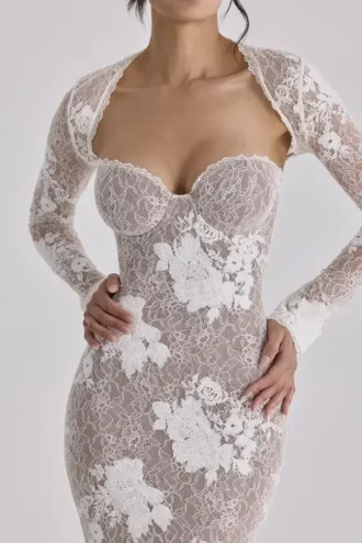 Lucienne – Elfenbeinfarbenes Maxikleid aus bestickter Spitze – Limitierte Edition
