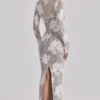 Lucienne – Elfenbeinfarbenes Maxikleid aus bestickter Spitze – Limitierte Edition Lucienne – Elfenbeinfarbenes Maxikleid aus bestickter Spitze – Limitierte Edition