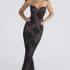 Lucienne Schwarzes Spitzen-Maxikleid – Limited Edition Lucienne Schwarzes Spitzen-Maxikleid – Limited Edition