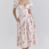 Lulabell Midi-Kleid aus Baumwolle mit Pfirsichblütenmuster und Puffärmeln Lulabell Midi-Kleid aus Baumwolle mit Pfirsichblütenmuster und Puffärmeln