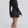 Lulu – Schwarzes Minikleid aus Satin mit langen Ärmeln