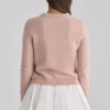 Lumi Weiße Baumwoll-Mini-Shorts mit ausgestelltem Bein Lumi Weiße Baumwoll-Mini-Shorts mit ausgestelltem Bein
