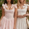 Lyla – Rosa Minikleid aus Stretch-Baumwolle Lyla – Rosa Minikleid aus Stretch-Baumwolle