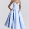 Mademoiselle Cinderella – Blaues Midi-Kleid aus Tüll Mademoiselle Cinderella – Blaues Midi-Kleid aus Tüll