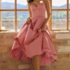 Mademoiselle Midi-Kleid aus Himbeer-Satin-Tüll Mademoiselle Midi-Kleid aus Himbeer-Satin-Tüll