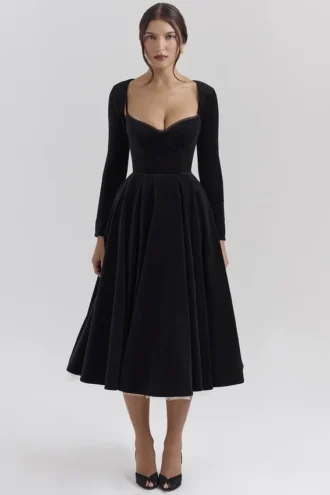 Mademoiselle Midi-Kleid aus schwarzem Samt und Tüll + Boleros