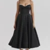 Mademoiselle – Midi-Kleid aus schwarzem Tüll Mademoiselle – Midi-Kleid aus schwarzem Tüll