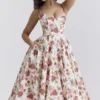 Mademoiselle Midi-Kleid aus Tüll mit italienischem Rosenprint Mademoiselle Midi-Kleid aus Tüll mit italienischem Rosenprint