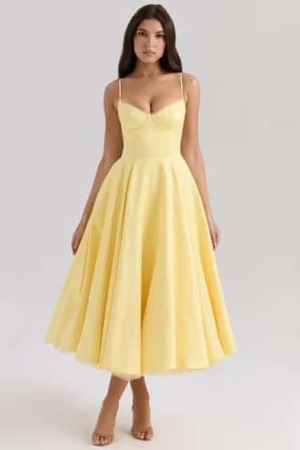 Mademoiselle Sunshine Gelbes Midi-Kleid aus Satintüll