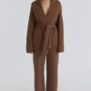Madison Tan Strickjacke aus reiner Wolle mit drapierter Vorderseite Madison Tan Strickjacke aus reiner Wolle mit drapierter Vorderseite