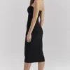 Magdalena Schwarzes trägerloses Midikleid Magdalena Schwarzes trägerloses Midikleid