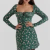 Malika – Grünes Minikleid mit Blumenmuster und Korsett