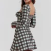 Malika Mini-Korsetts-Kleid in rotem Tartan Malika Mini-Korsetts-Kleid in rotem Tartan
