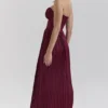Marcella Berry Plissee-Satin-Maxikleid Marcella Berry Plissee-Satin-Maxikleid