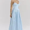 Marcella Ozeanblaues Maxikleid mit Falten