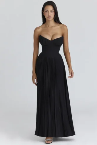 Marcella – Schwarzes Maxikleid aus plissiertem Georgette