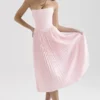Marci Pinkes plissiertes Midi-Korsetts-Kleid
Marci Pinkes plissiertes Midi-Korsetts-Kleid Marci Pinkes plissiertes Midi-Korsetts-Kleid
Marci Pinkes plissiertes Midi-Korsetts-Kleid