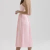 Marci Pinkes plissiertes Midi-Korsetts-Kleid
Marci Pinkes plissiertes Midi-Korsetts-Kleid Marci Pinkes plissiertes Midi-Korsetts-Kleid
Marci Pinkes plissiertes Midi-Korsetts-Kleid