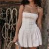 Marcy Weißes Plissee-Minikleid Marcy Weißes Plissee-Minikleid