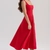 Mariabella Rotes Midi-Sommerkleid aus Stretch-Baumwolle Mariabella Rotes Midi-Sommerkleid aus Stretch-Baumwolle