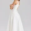 Mariabella Weißes Midi-Sommerkleid aus Stretch-Baumwolle Mariabella Weißes Midi-Sommerkleid aus Stretch-Baumwolle
