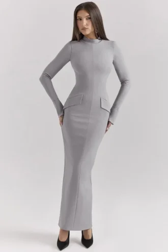 Marie-Louise Hellgraues, figurbetontes Maxikleid