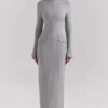 Marie-Louise Hellgraues, figurbetontes Maxikleid Marie-Louise Hellgraues, figurbetontes Maxikleid