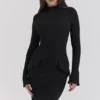 Marie-Louise Schwarzes Maxikleid mit Rollkragen Marie-Louise Schwarzes Maxikleid mit Rollkragen