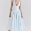 Marilyn Midi-Sommerkleid aus weichem blauem Baumwolltwill mit Neckholder Marilyn Midi-Sommerkleid aus weichem blauem Baumwolltwill mit Neckholder