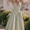Marilyn Pistachio Baumwoll-Halter-Midi-Sommerkleid Marilyn Pistachio Baumwoll-Halter-Midi-Sommerkleid