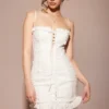 Marlene Weißes Minikleid aus Baumwolle mit Broderie Anglais Marlene Weißes Minikleid aus Baumwolle mit Broderie Anglais