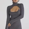 Meliora Midi-Kleid aus anthrazitfarbenem Strick Meliora Midi-Kleid aus anthrazitfarbenem Strick