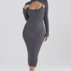 Meliora Midi-Kleid aus anthrazitfarbenem Strick Meliora Midi-Kleid aus anthrazitfarbenem Strick