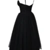 Midi-Kleid „Countess“ mit gerafftem Oberteil aus schwarzem Tüll Midi-Kleid „Countess“ mit gerafftem Oberteil aus schwarzem Tüll