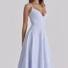 Millie Bluebell Midi-Sommerkleid aus Baumwolle mit Schnürung Millie Bluebell Midi-Sommerkleid aus Baumwolle mit Schnürung