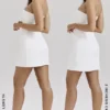 Mimi Weißes, trägerloses Minikleid aus Twill Mimi Weißes, trägerloses Minikleid aus Twill