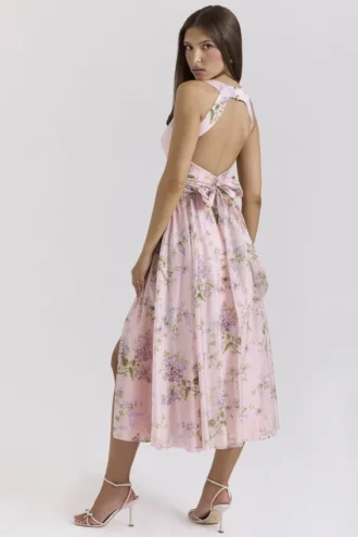 Minerva Pink – Luftiges Midi-Sommerkleid aus Chiffon
